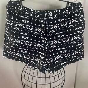 Geometric Black and White Women's Shorts